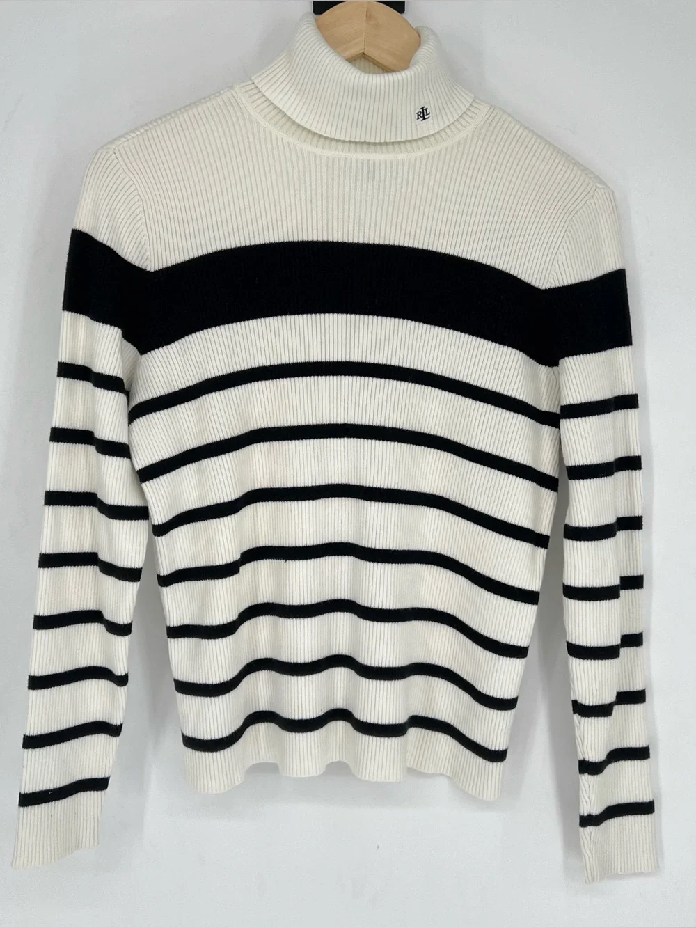 Ralph‎ Lauren Cream and Black Striped Branded Rib-Knit Turtleneck Sweater - Picture 9 of 9